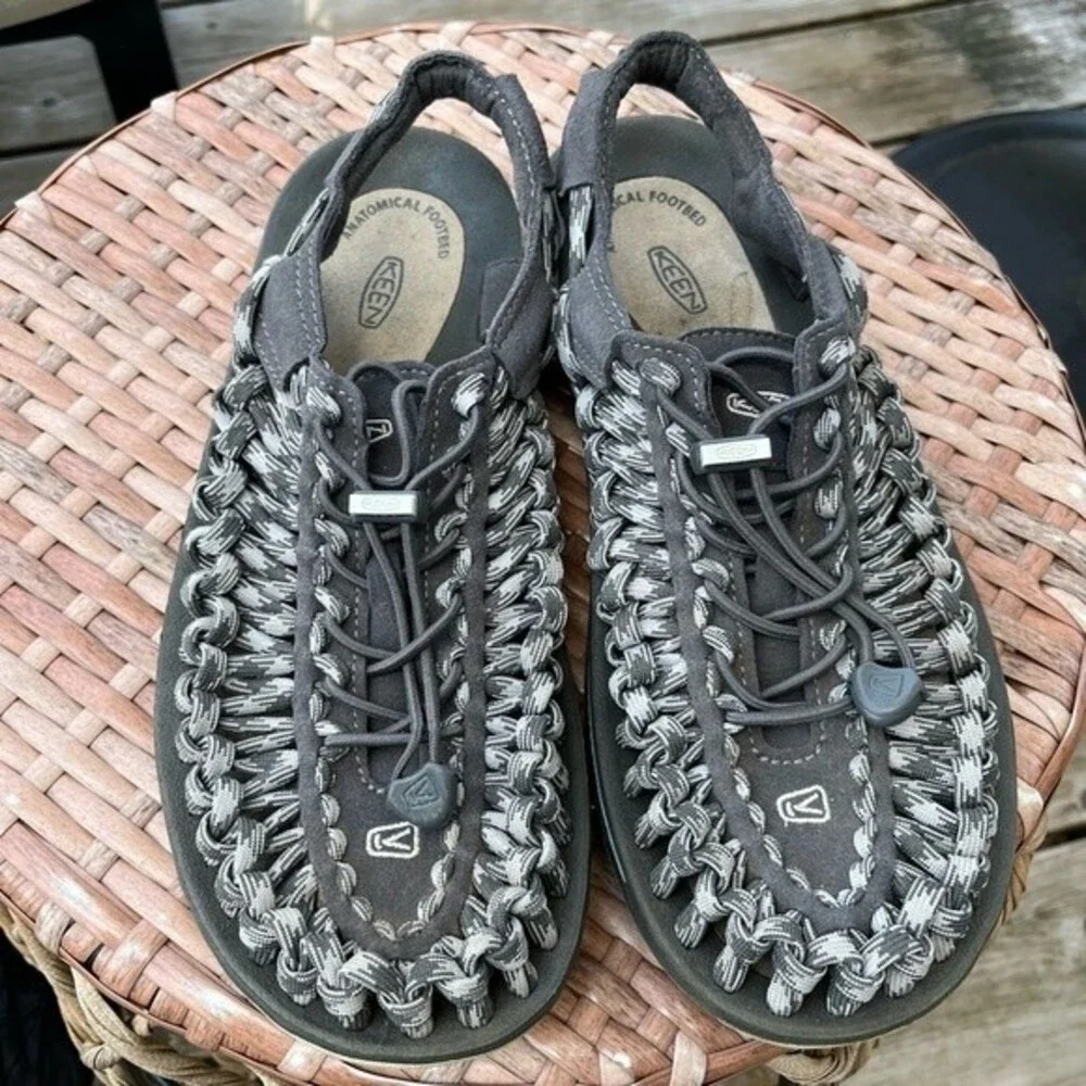 Keen UNEEK Men's Two-Cord Water Sandal in Magnet/Vapor Gray 8.5